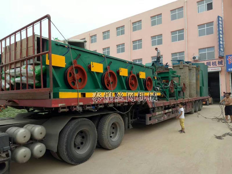 直進式拉絲設(shè)備 直進式拉絲設(shè)備